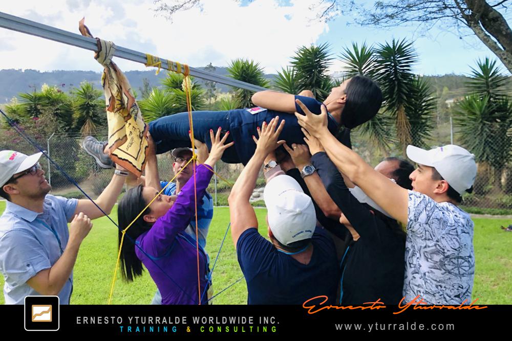 Team Building LATAM | Juntos somos un Equipo | Actividades de Cuerdas para Equipos | Encuentros Empresariales | Jornadas de Integración