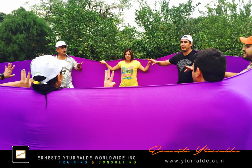 Team Building LATAM | Juntos somos un Equipo | Experiencias Grupales Estratégicas | Encuentros Empresariales | Jornadas de Integración