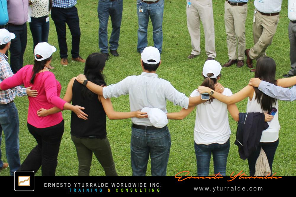 Team Building LATAM | Juntos somos un Equipo | Talleres Vivenciales de Cuerdas | Encuentros Empresariales | Jornadas de Integración