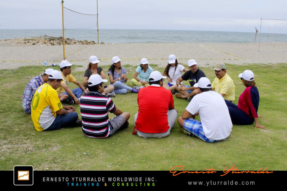 Team Building LATAM | Juntos somos un Equipo | Retos Grupales en Cuerdas Bajas | Encuentros Empresariales | Jornadas de Integración